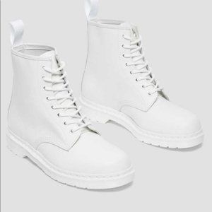 Dr. Martens All White 1460 MONO LACE UP BOOTS Original Classic leather boots 7